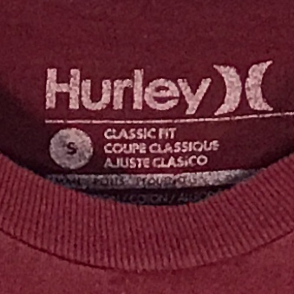 Hurley Small Bandana PatternTee Short Sleeve Maroon T Shirt - Picture 6 of 6